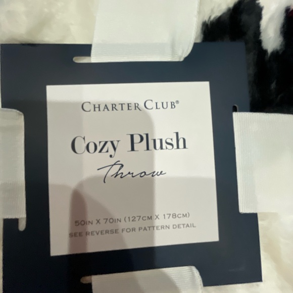 Charter Club Black and Red Dog Pattern Throw Blanket New - Picture 2 of 7